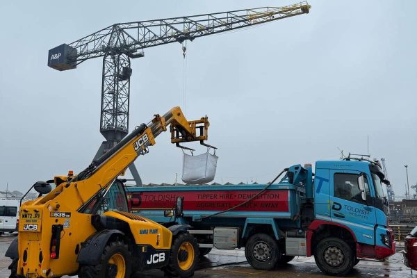 toldish group haulage 24 600x400 - Welcome